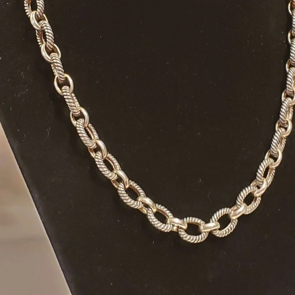 Vintage Sterling Silver 925 Marked Rope Chain Link Necklace With Toggle Closure - Picture 3 of 7